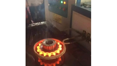 浅析感应加热机对大型铸件的热处理工艺
